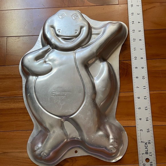 Vintage Wilton Barney cake pan - Picture 2 of 5